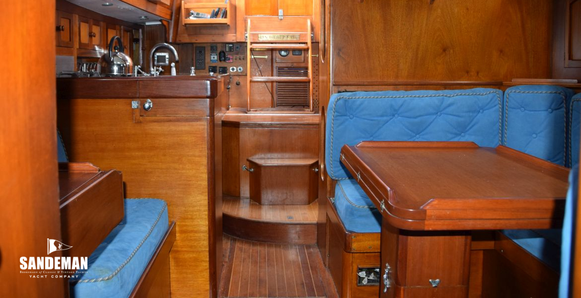 80 SALOON V AFT