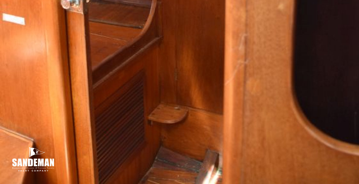 84 INTO AFT CABIN 