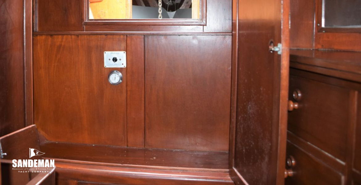 74 FWD CABIN FOREPEAK ACCESS VIA HANGING LOCKER 