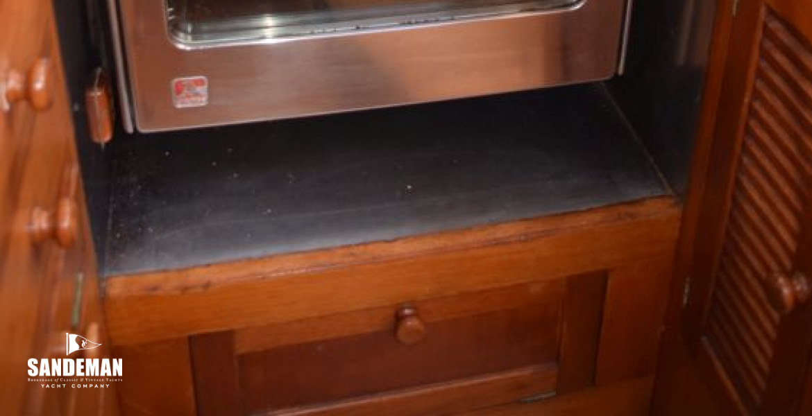 47 ALPES OVEN AND HOB