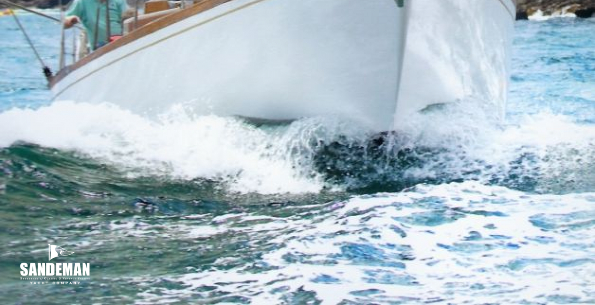 04 STARBOARD BOW