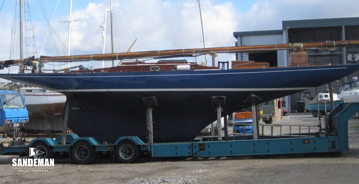 40 ON TRAILER