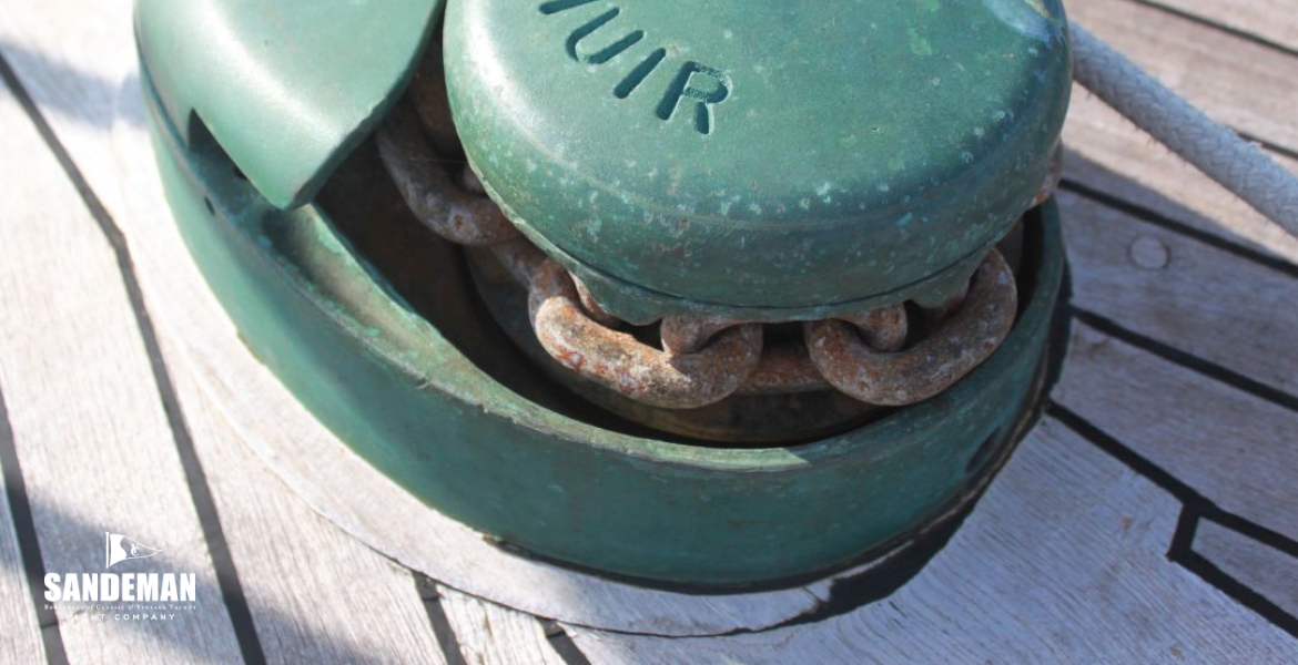 Anchor windlass