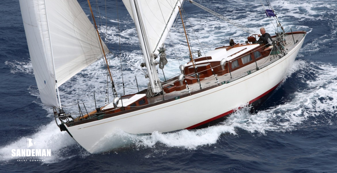 Port bow aerial