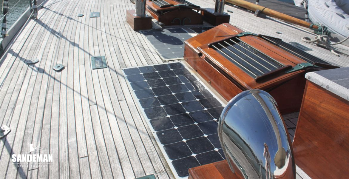 Port Mid deck v fwd