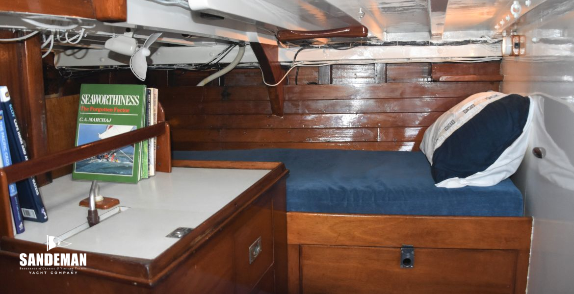 20 Aft stateroom v to port