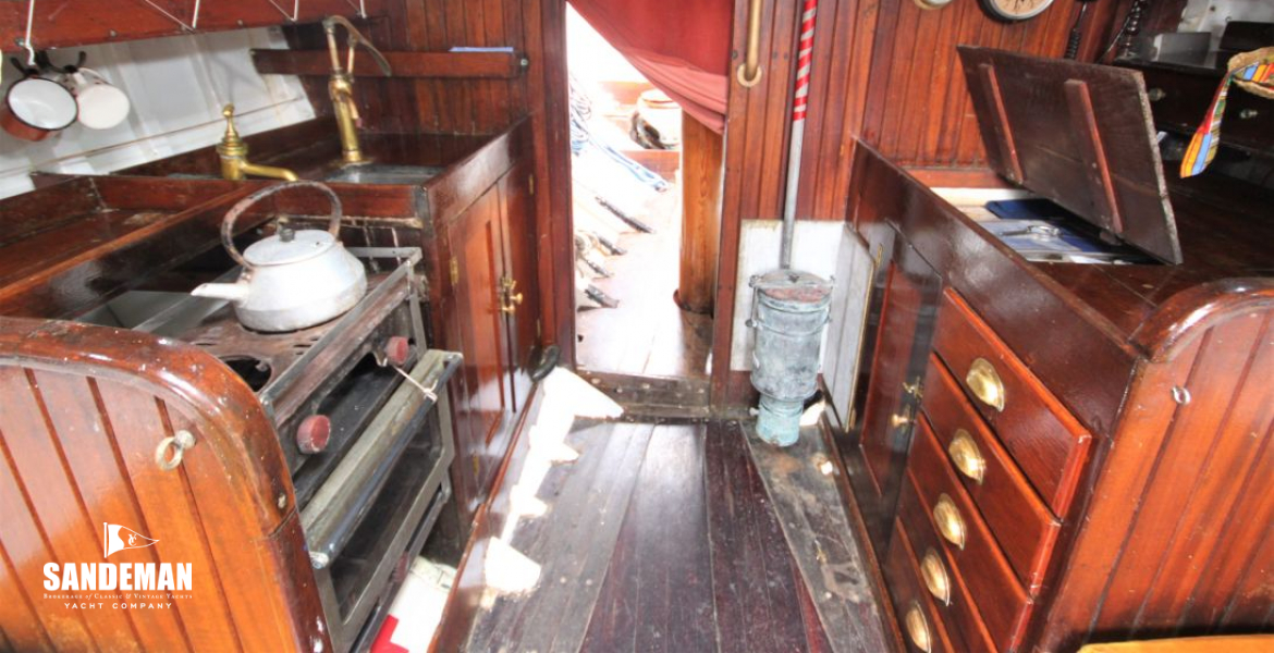 Galley and chart area view fwd