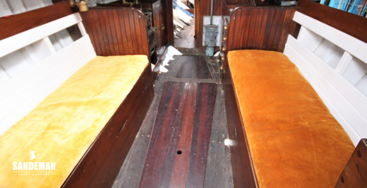 Saloon view fwd
