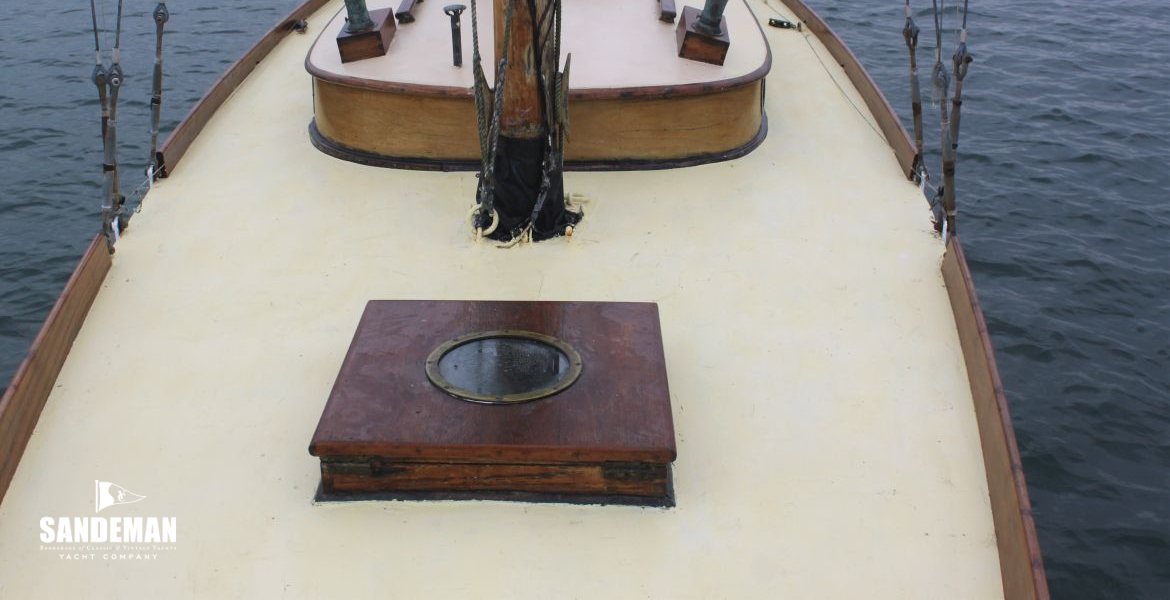 FOREDECK V AFT