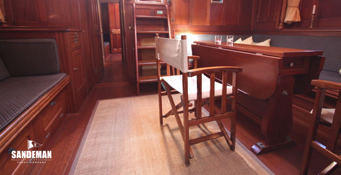Saloon view aft