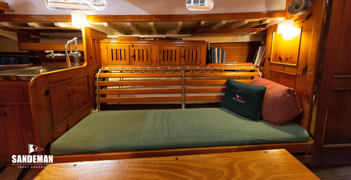 Galley and saloon v to port