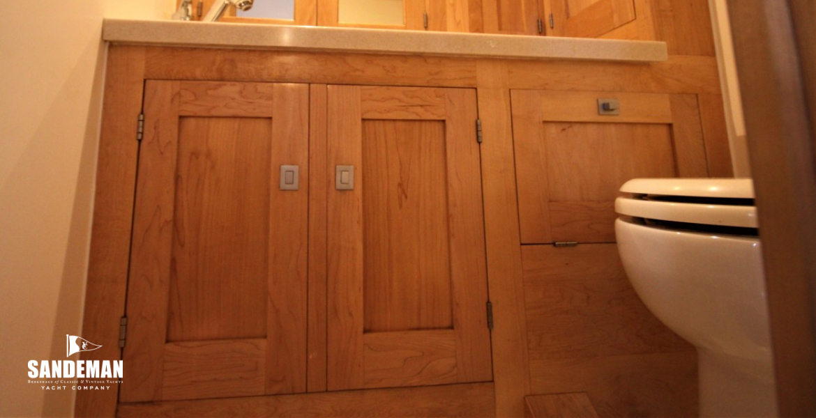 Saloon head/ shower