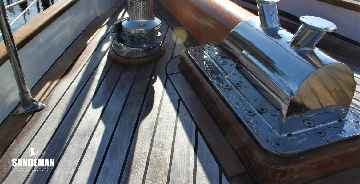 Bowsprit and windlass