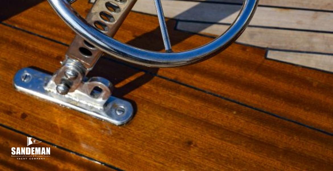 INNER FORESTAY RELEASE