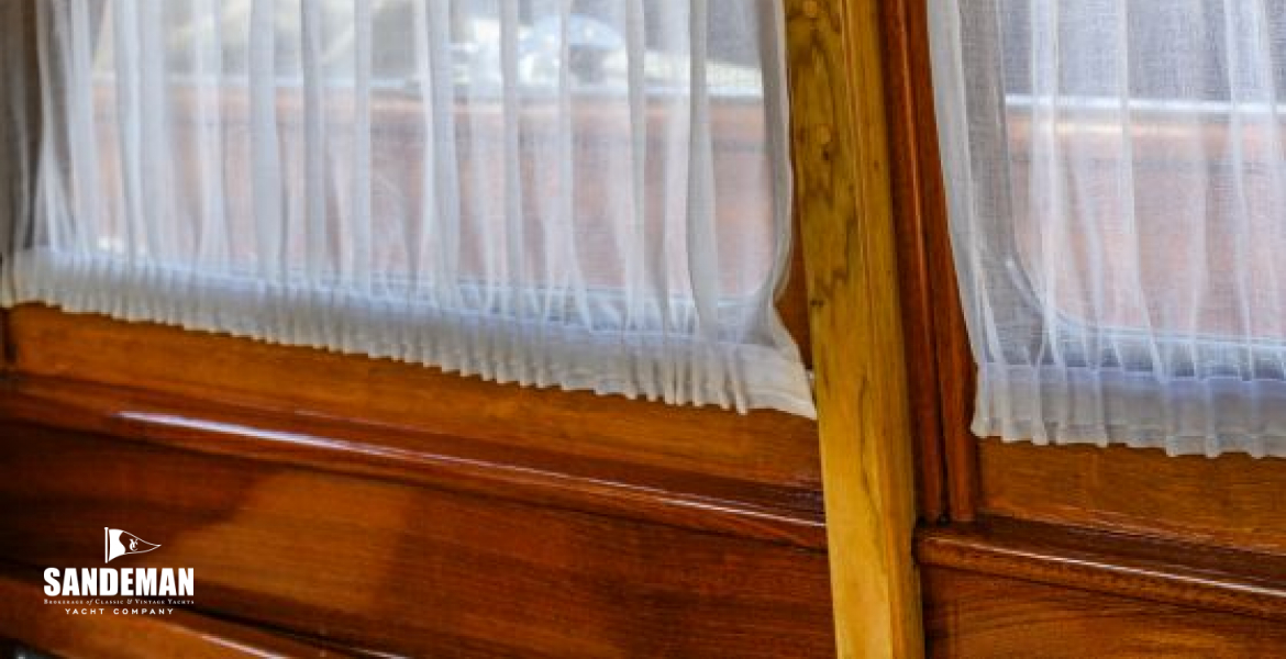 DECKHOUSE DETAILS