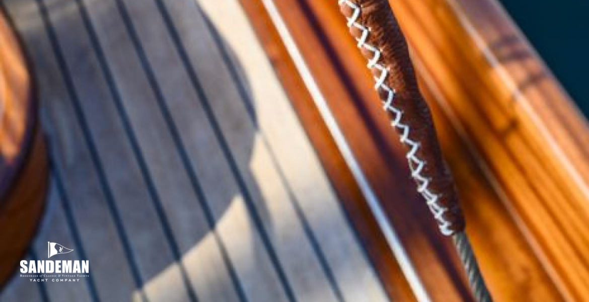 RUNNING BACKSTAY