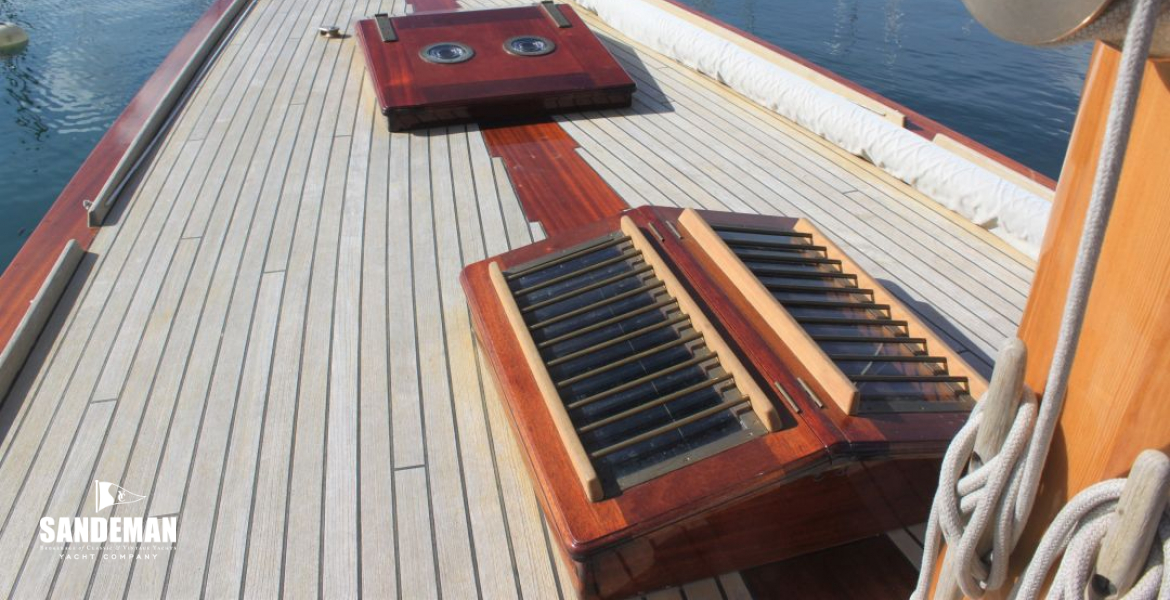 View fwd from mast