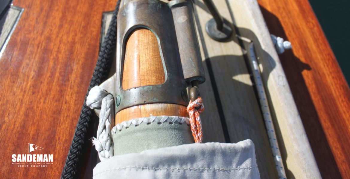 Spinnaker pole details