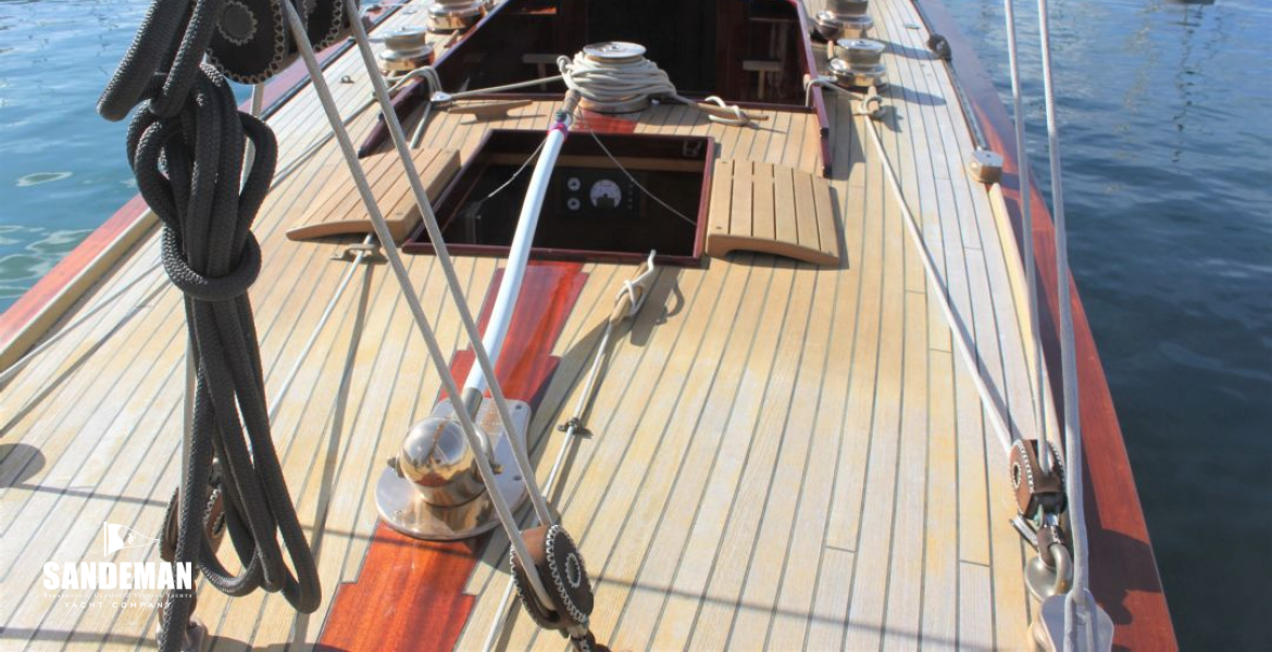 Overview fwd from aft deck