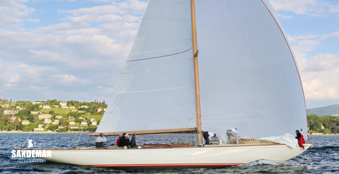 Abeam windward asymmetric