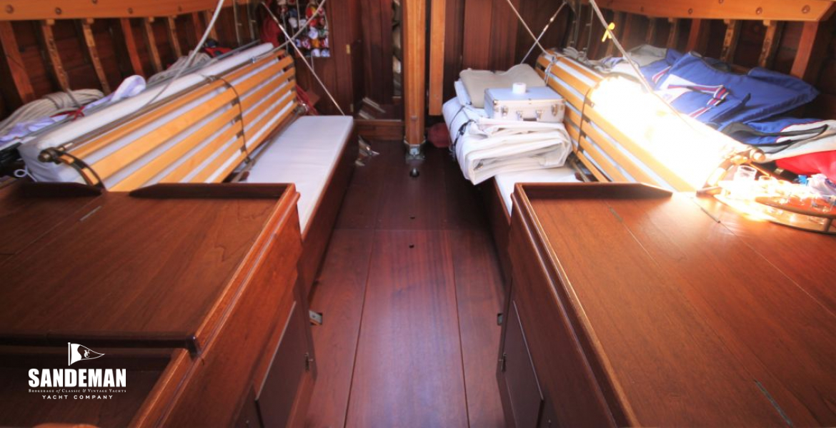 View fwd from companionway