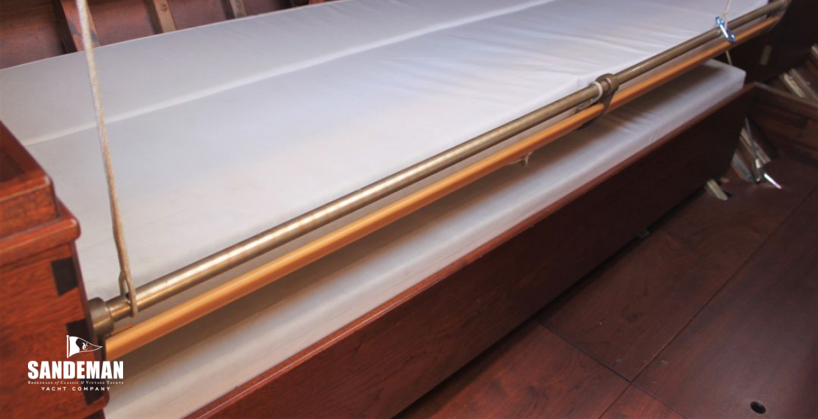 "Concordia" style saloon settee berth