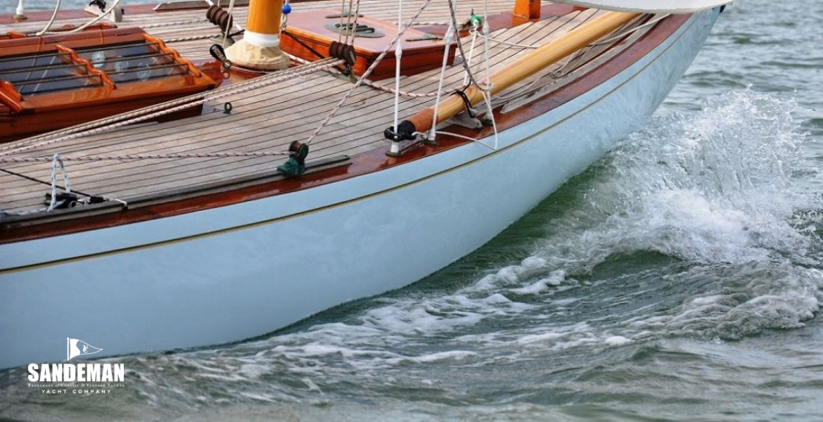 Details under sail
