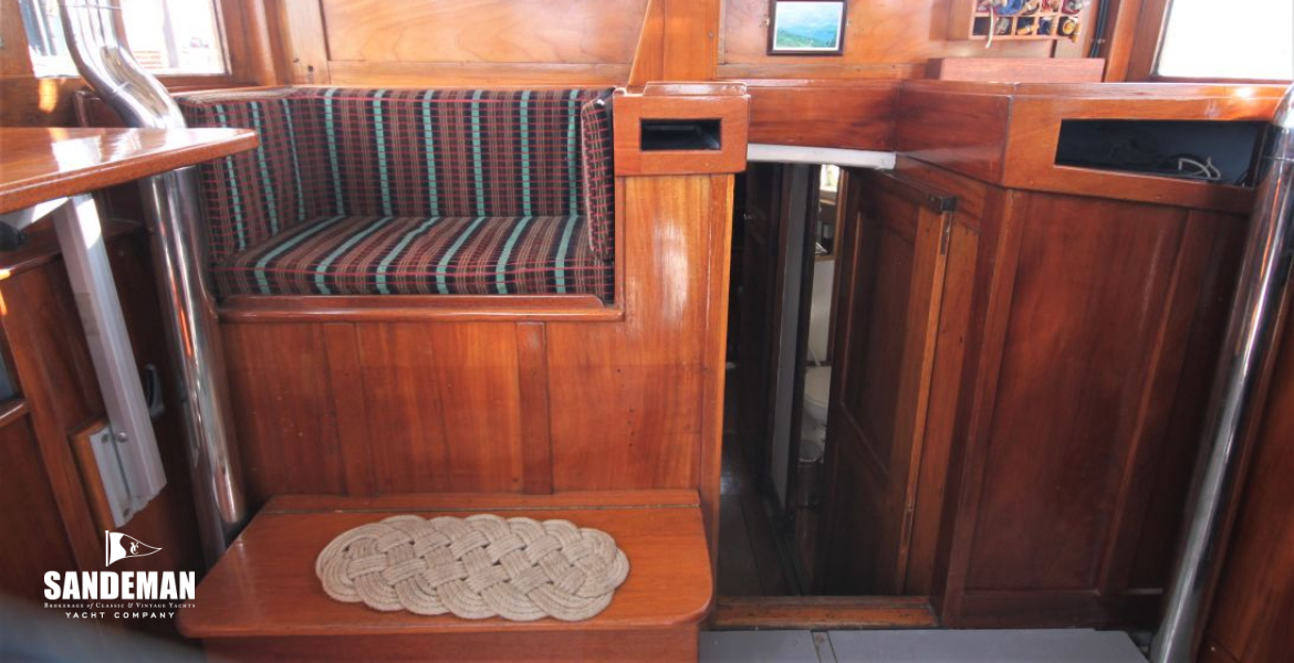 Return to wheelhouse view aft