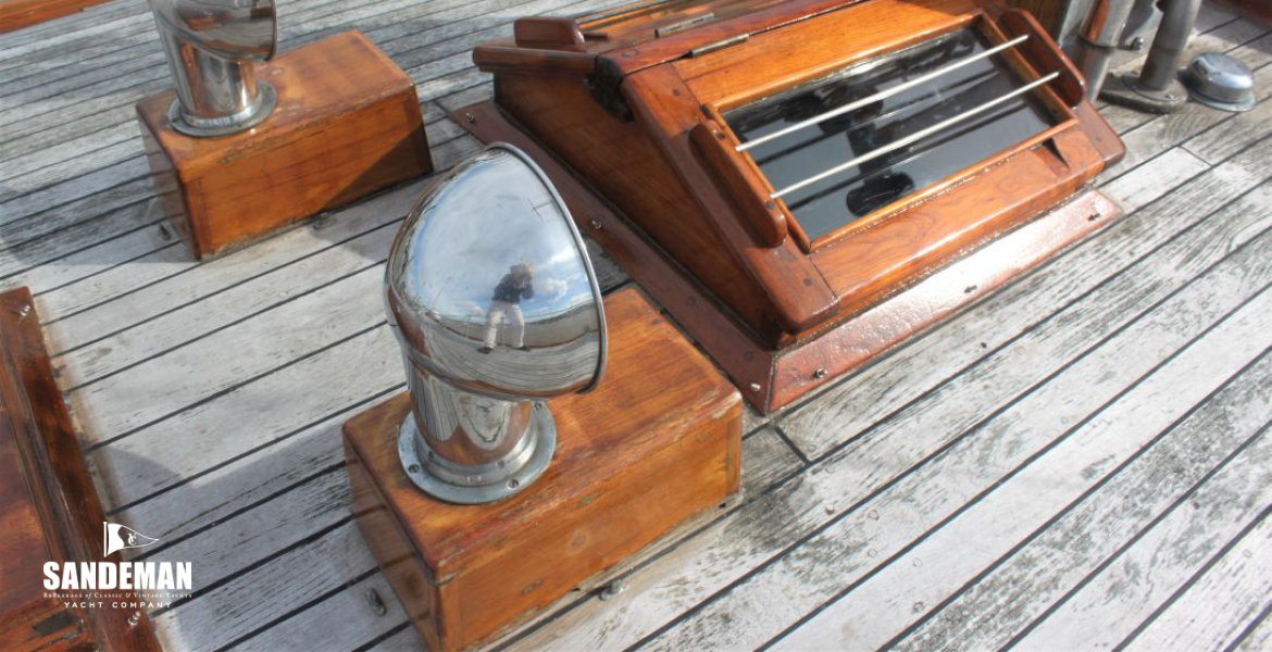 Galley skylight and Dorades