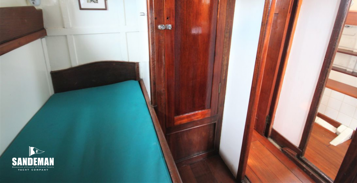 Single berth cabin view aft