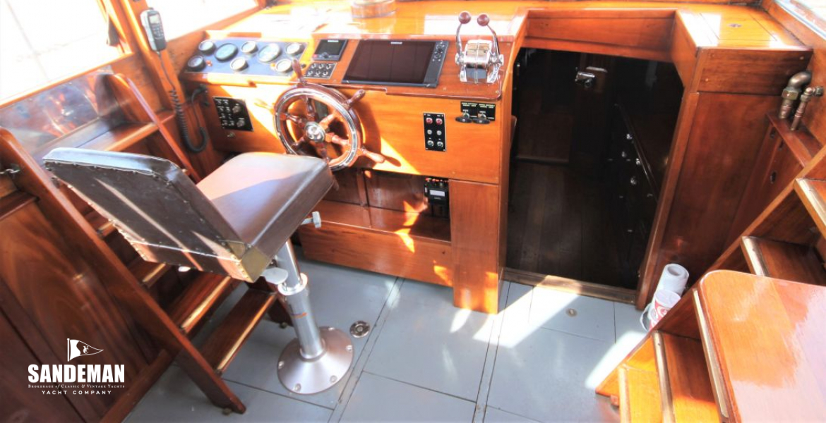 Wheelhouse view fwd