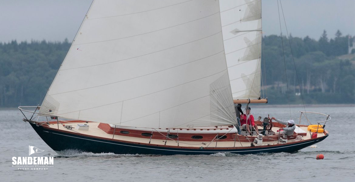 Abeam leeward