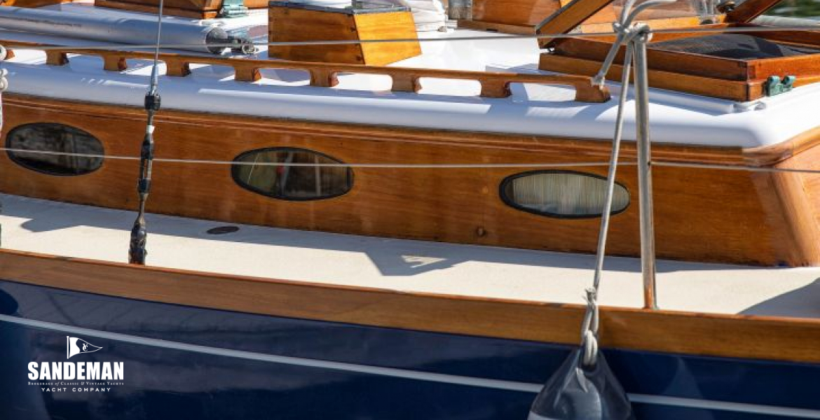 Trunk cabin details