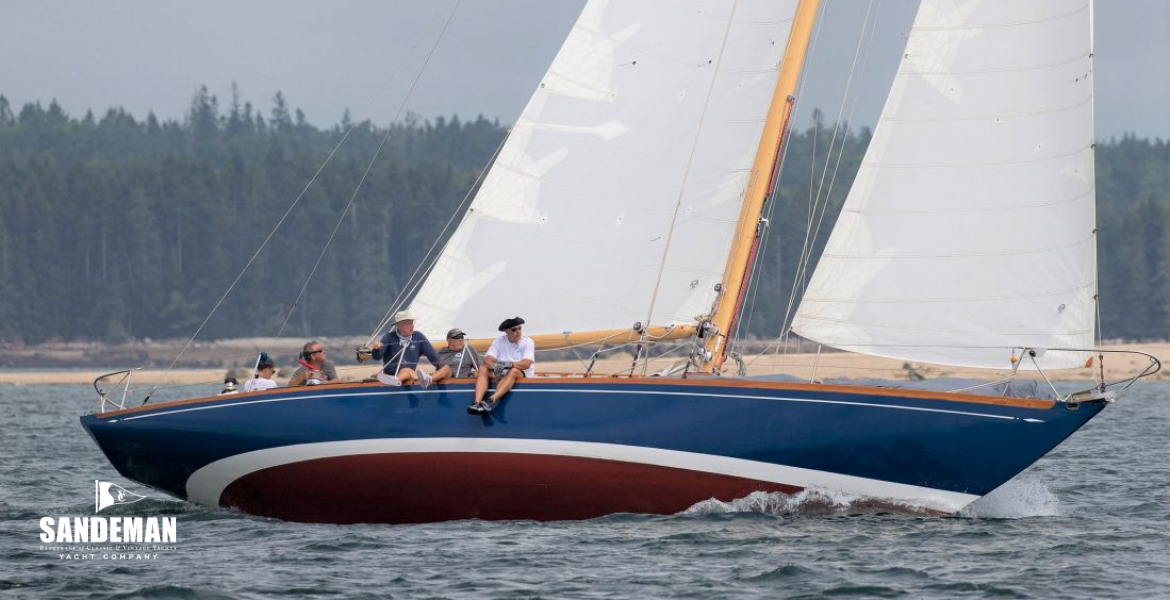 Stbd bow windward