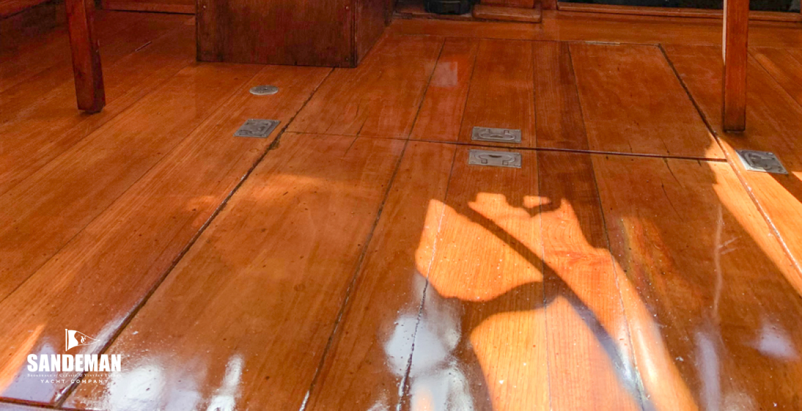 Wheelhouse view forward