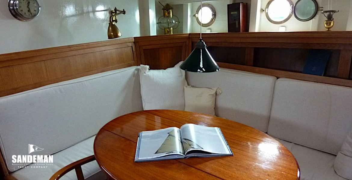 Saloon view aft to port