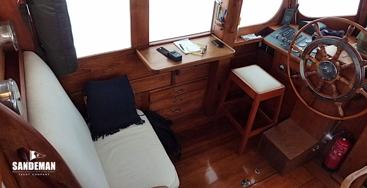 Wheelhouse view to port
