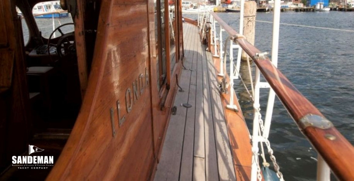 Stbd side deck