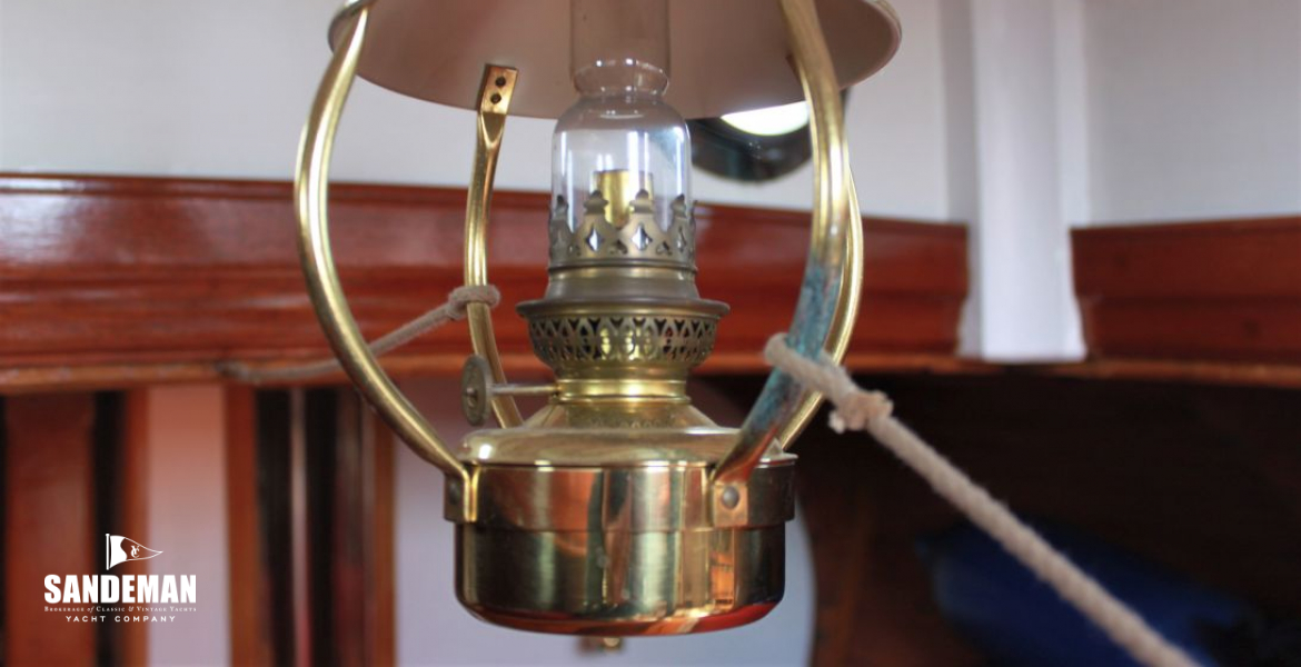 Oils lamp