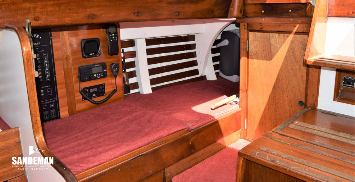 Nav area and qtr berth view aft