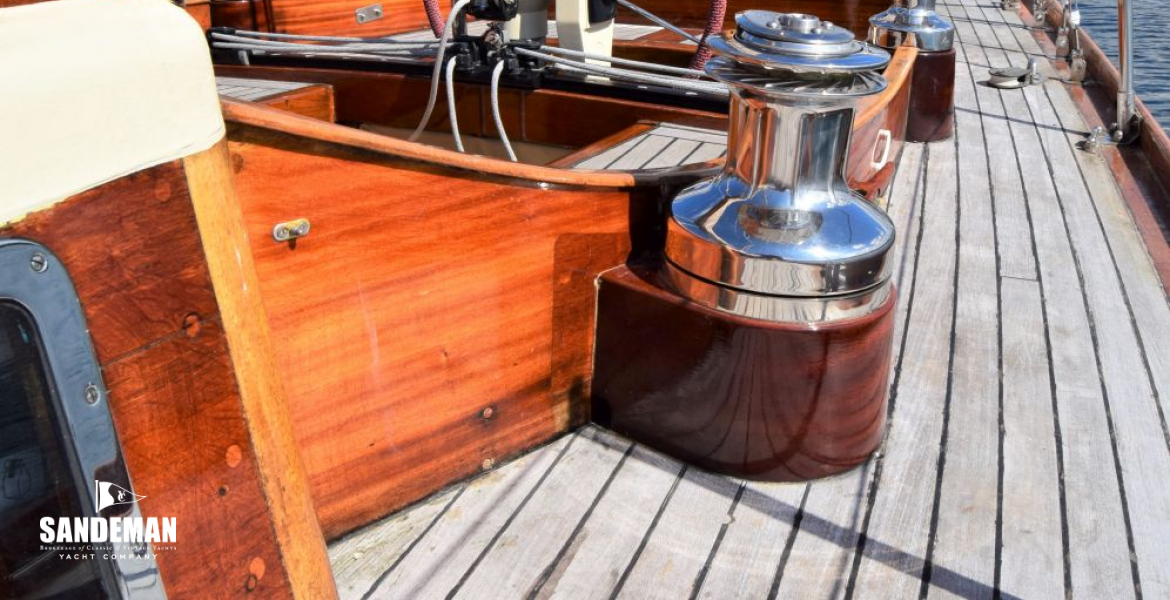 Cockpit coaming & winches view aft