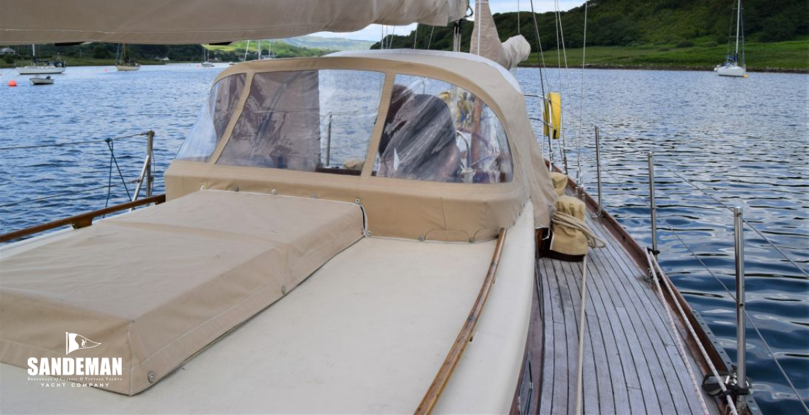 Spray good and hatch covers