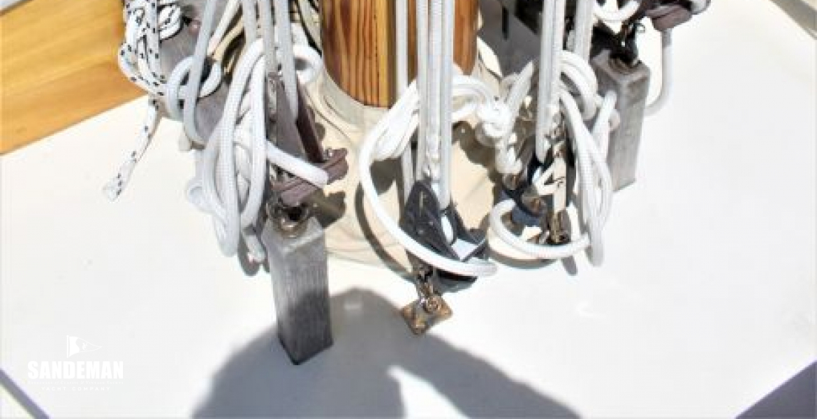 Mast base view aft