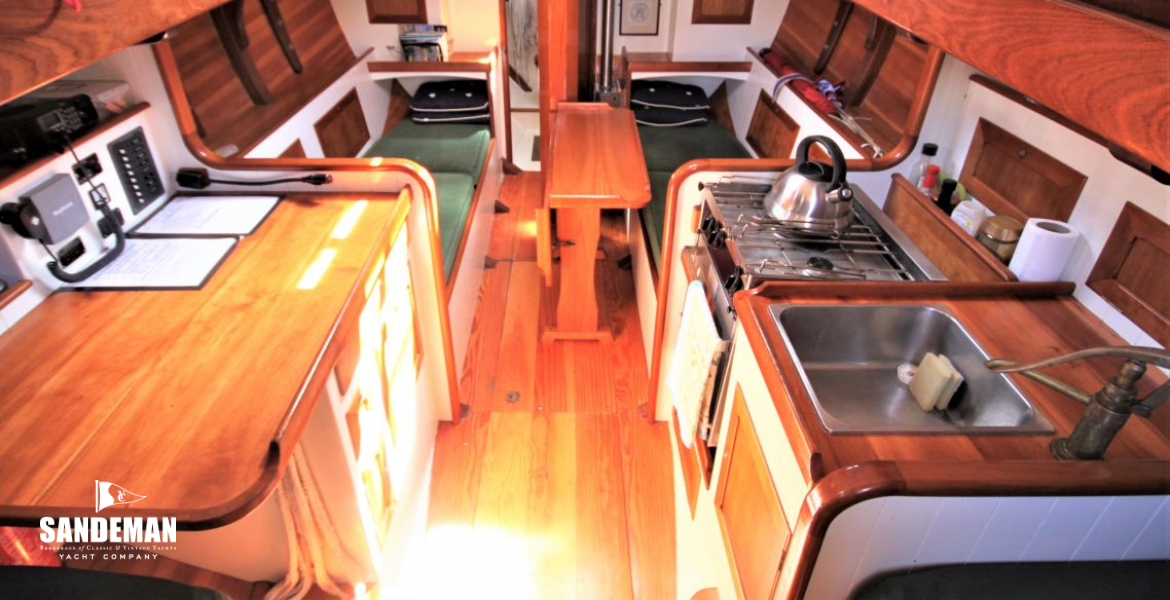 Accommodation overview from companionway