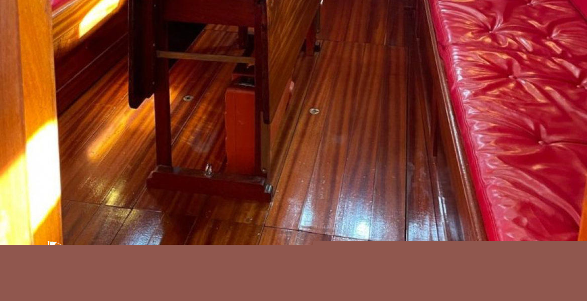 Saloon view fwd