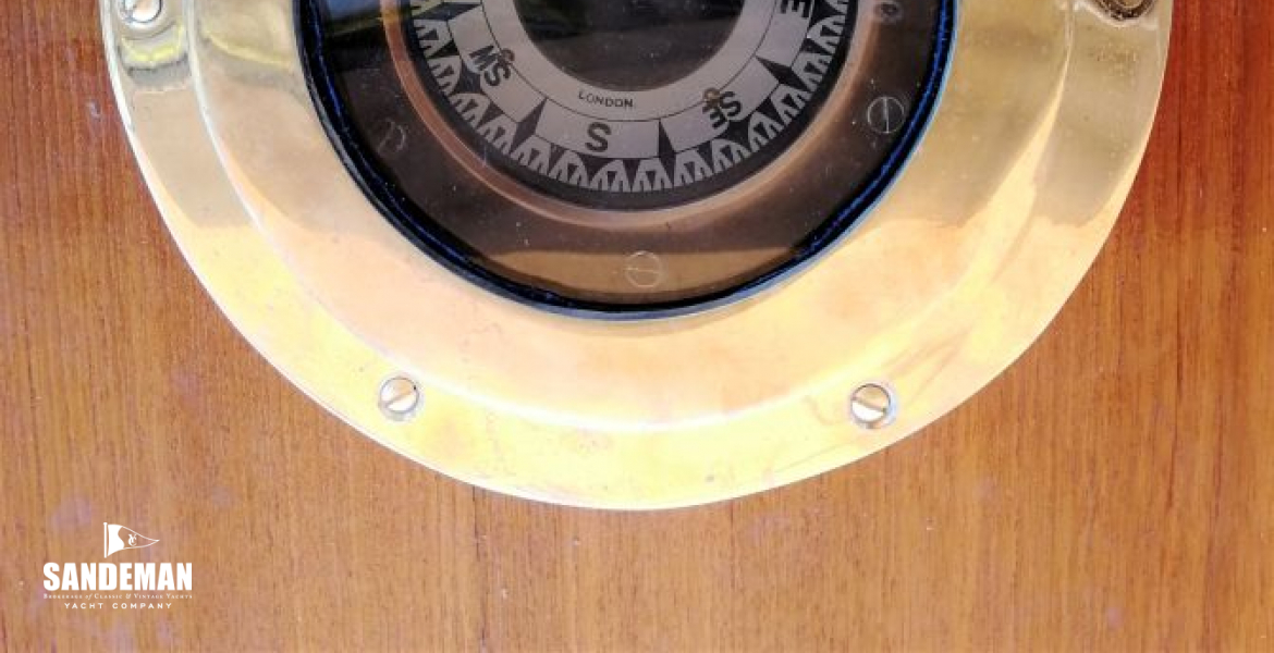 Coubro and Scrutton compass