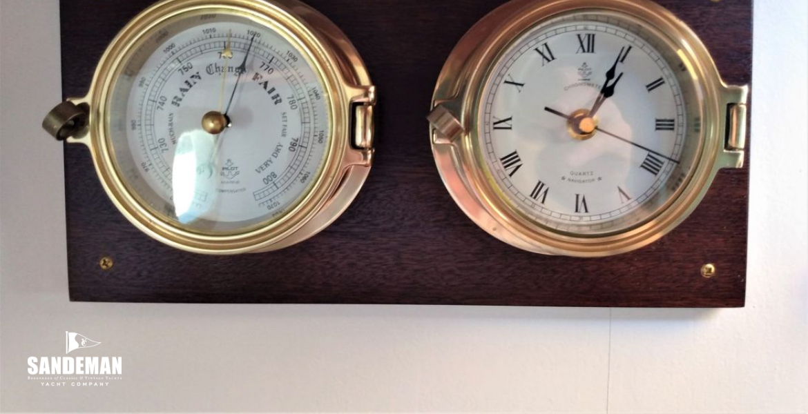 Ship's barometer and clock
