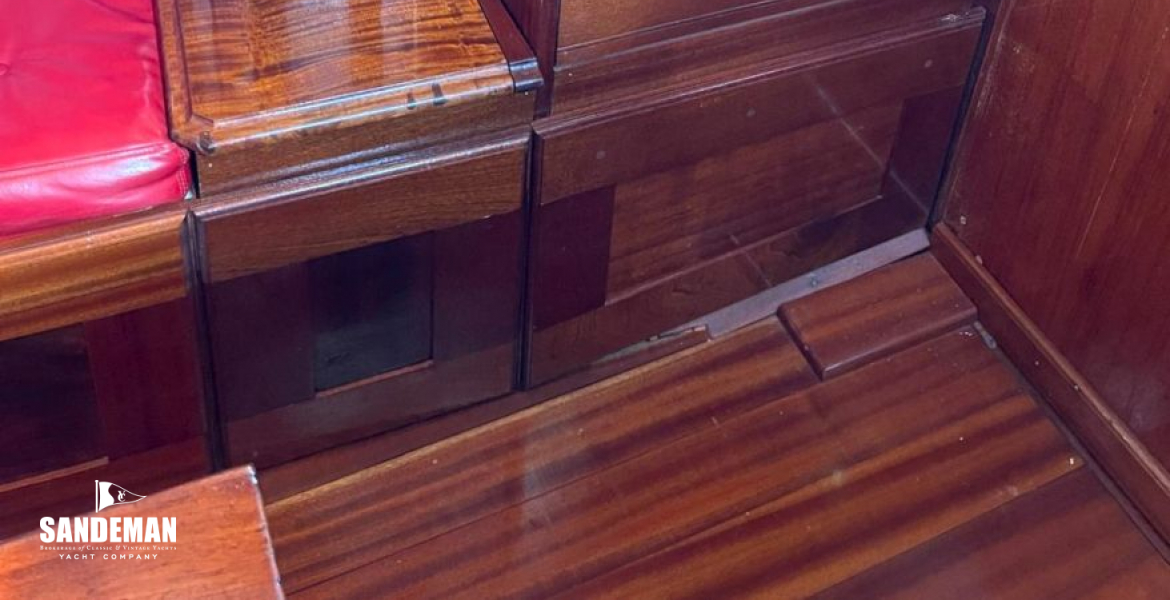Saloon port forward sideboard