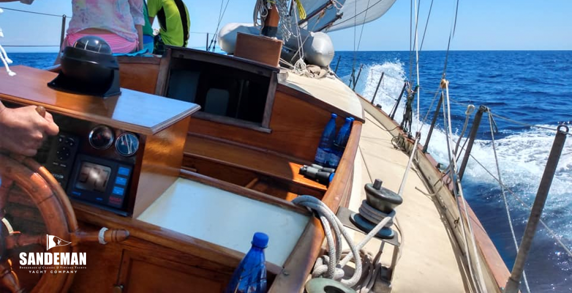 View fwd from cockpit