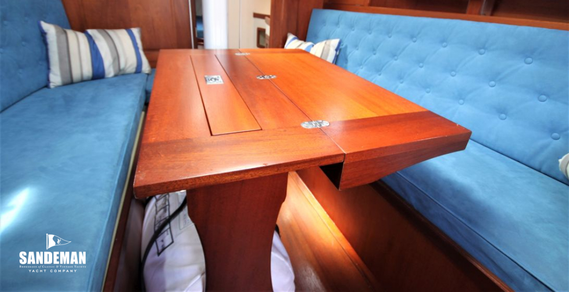 Saloon view fwd